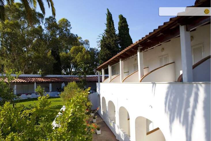 doppia standard nel seminterrato con terrazzo lato parco